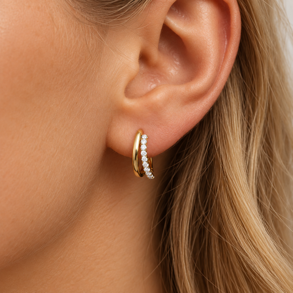 Round Moissanite Huggie Hoop Earrings